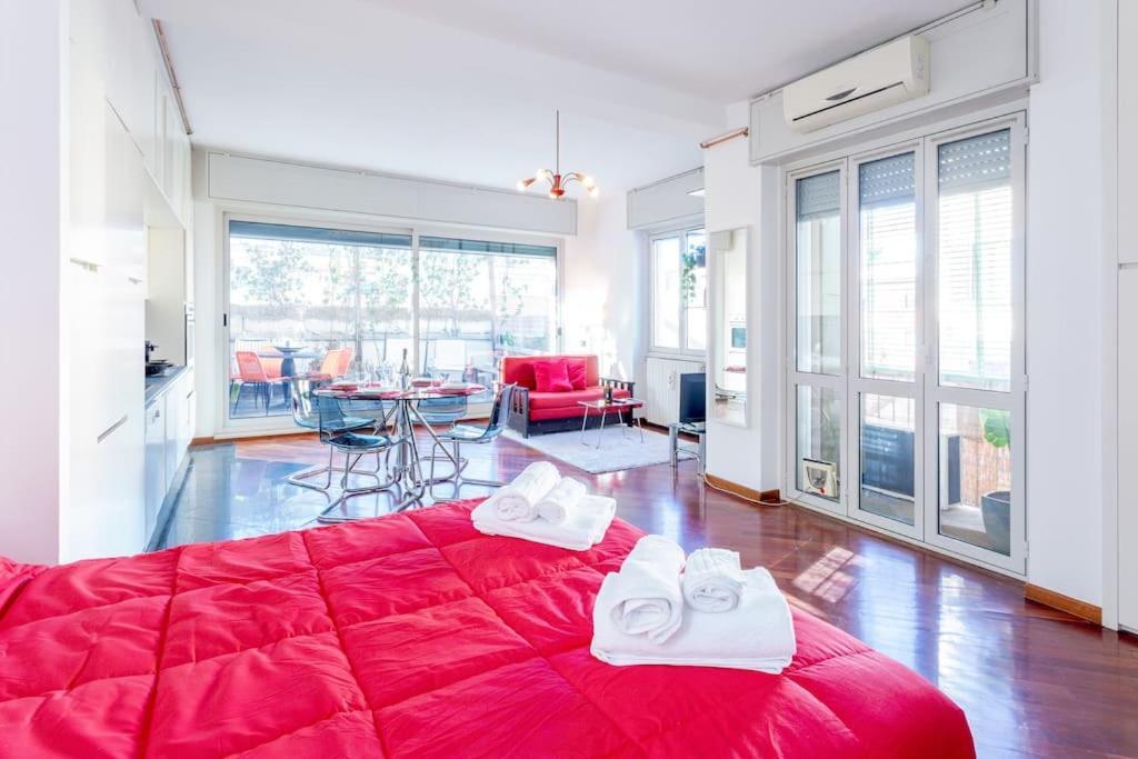 Duomo 10 Min Luxury • Terrazzo • Wi-Fi • Netflix Appartement Milaan Buitenkant foto